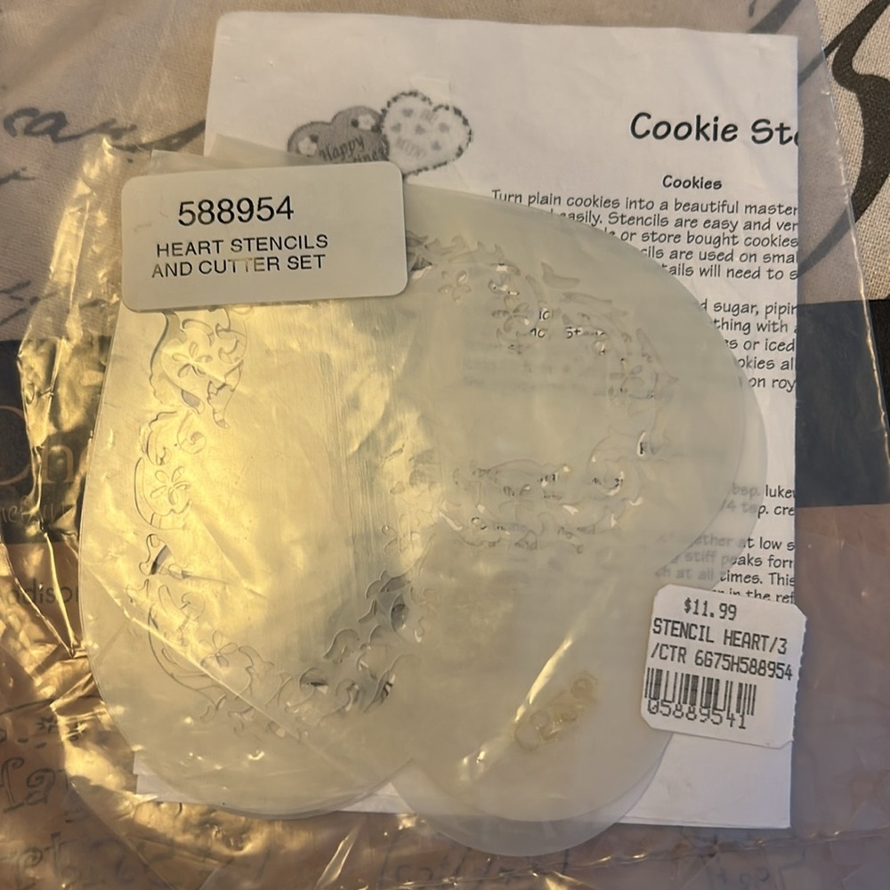 The Pampered Chef Plate Art and Stencil Set #1536, + Extra Stencils Bundle! - Picture 9 of 16